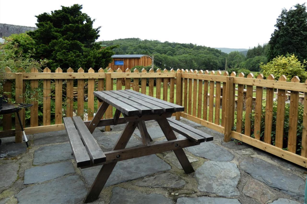 Abergwynant Farm Glamping & Apartments Dolgellau Exterior photo